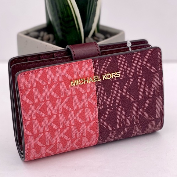 Michael Kors Jet Set Medium Two-Tone Logo Wallet - Picture 1 of 11